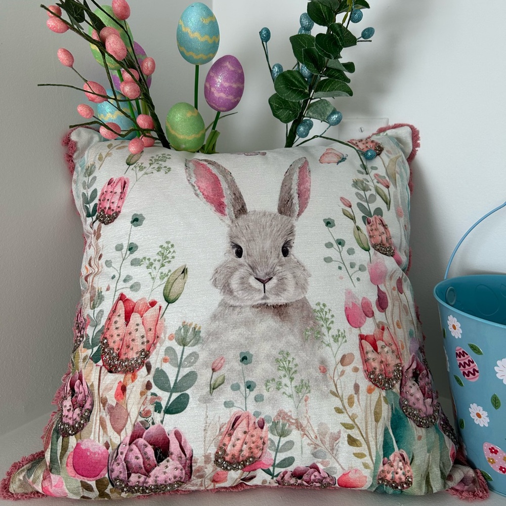 NWOT Hip & Hop Easter Bunny Decorative Beaded Accent Throw Pillow Spring Decor🐰
